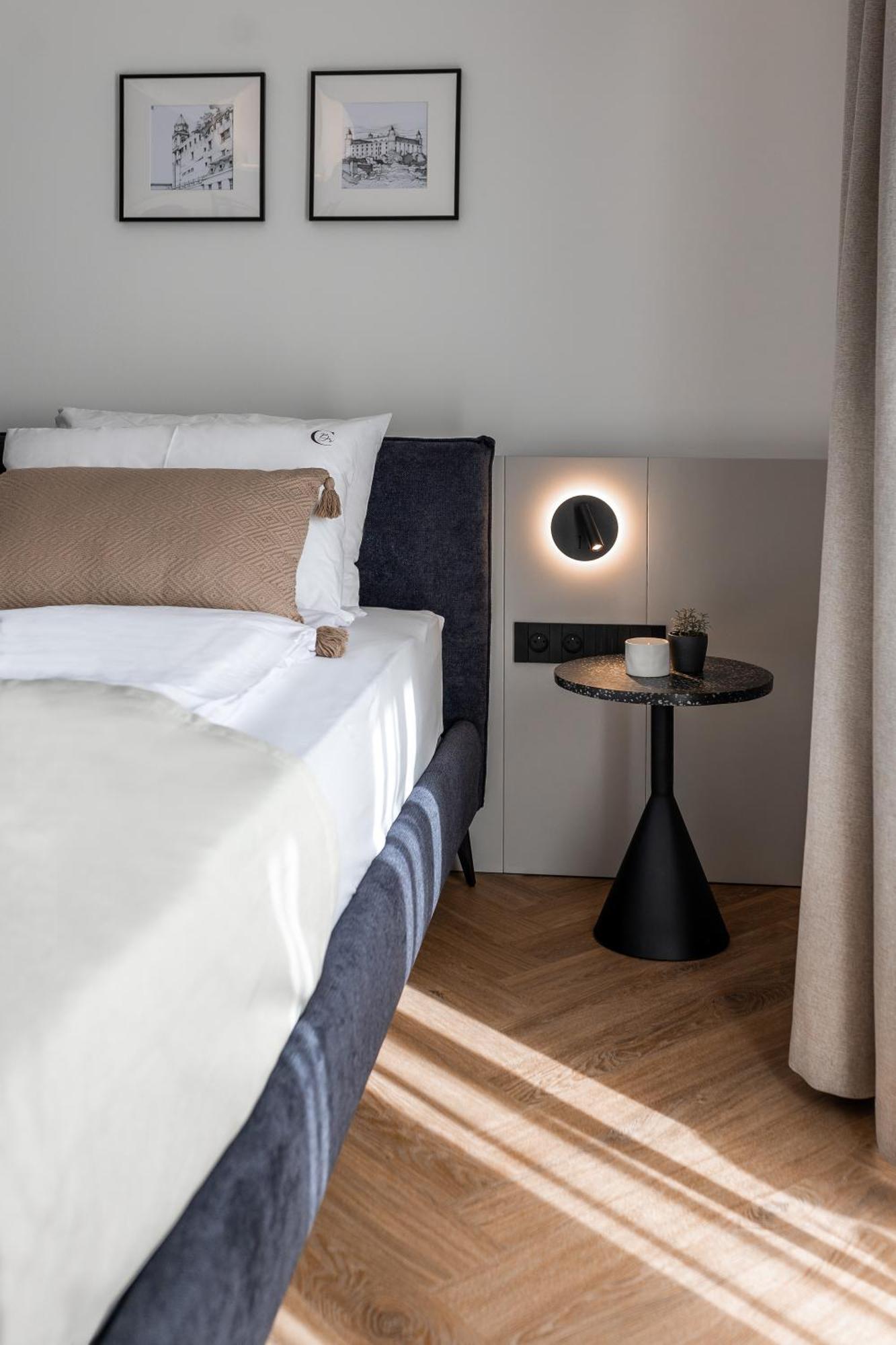 Catalog Boutique Rooms Братислава Екстер'єр фото